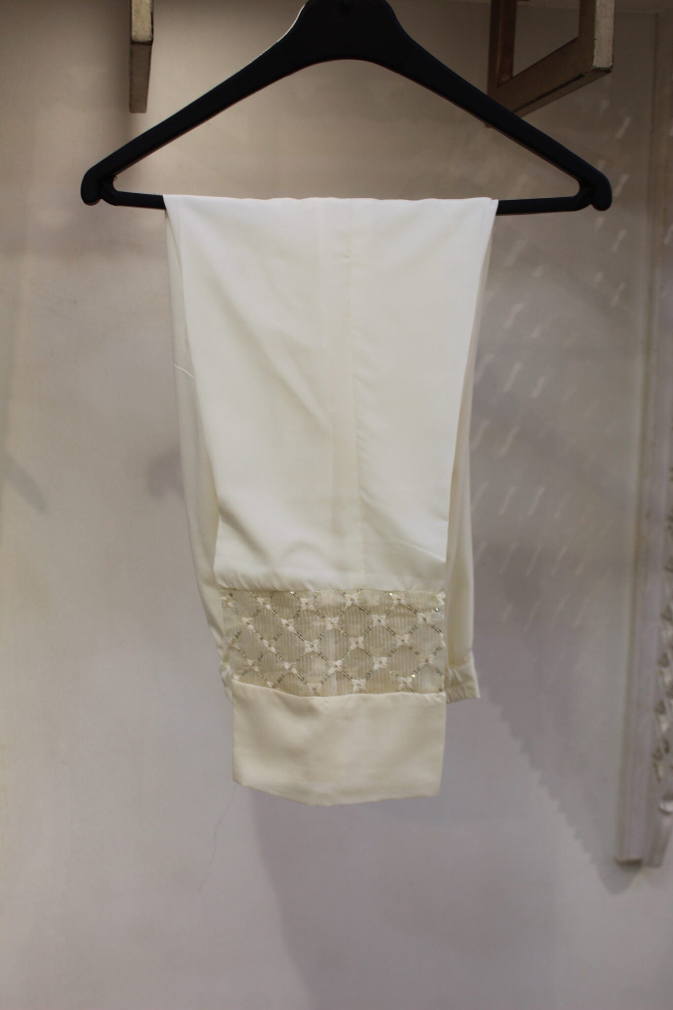 Front Open Maxi Tail Style